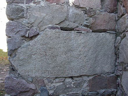 Stenen i muren