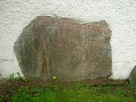 Stenen i väggen på baksidan