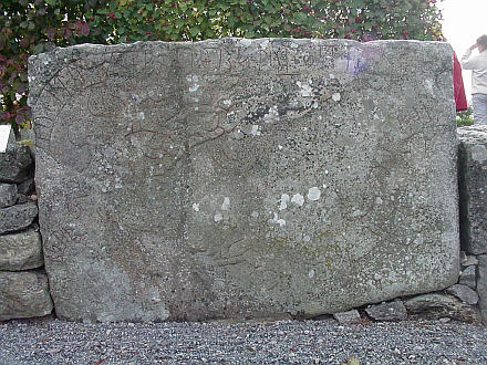 Stenen i muren